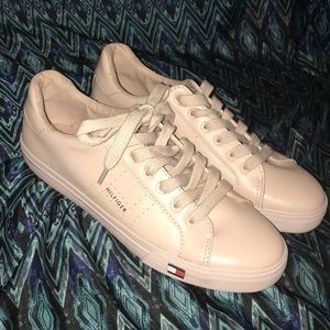 Tommy Hilfiger pink sneakers